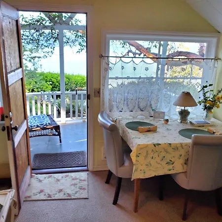 Bay Cottage Getaway Port Townsend Room photo