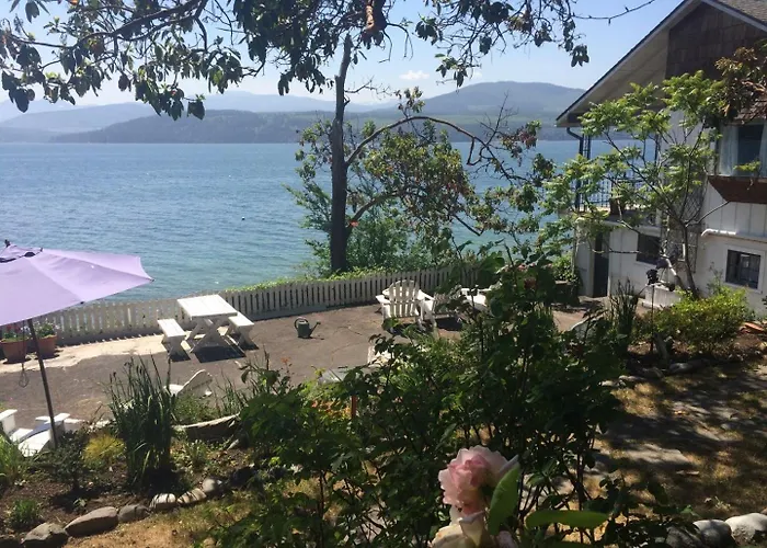 Bay Cottage Getaway