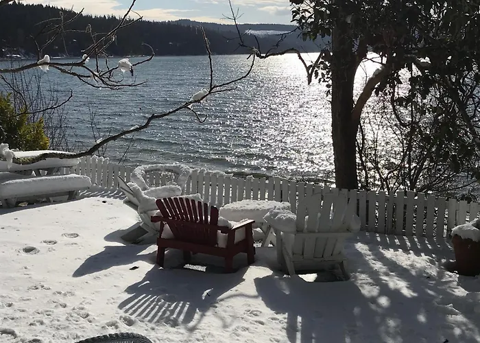 Bay Cottage Getaway
